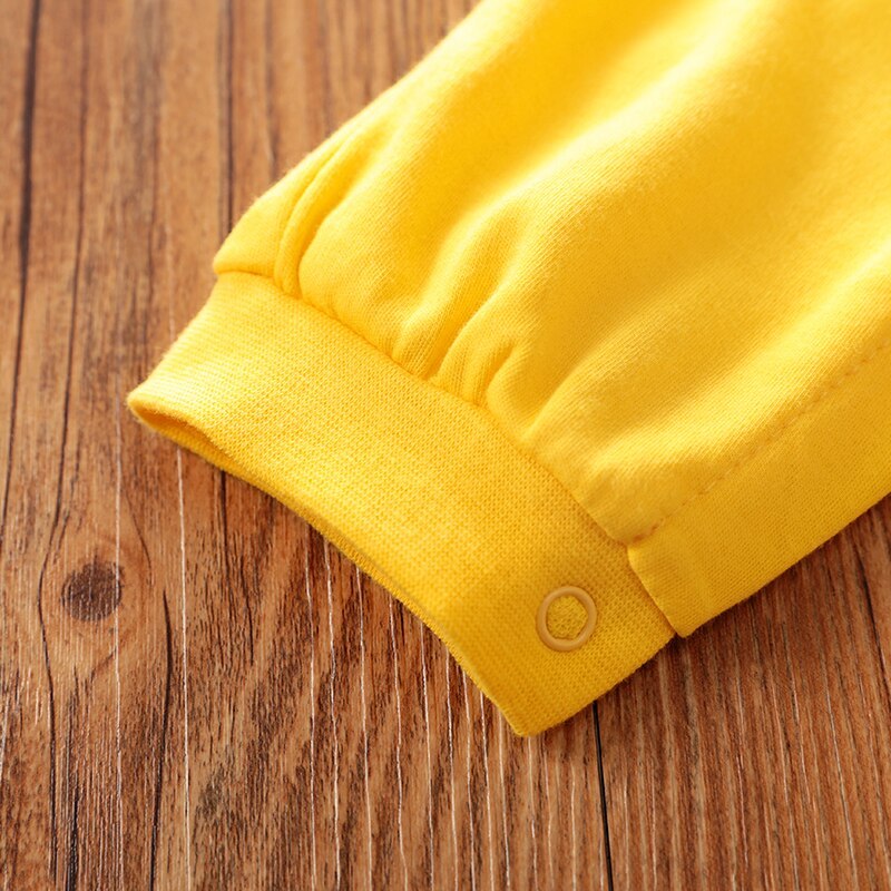 Baby Yellow Onesie – Long-Sleeve Baby Bodysuit with Giraffe Print - Little Dreamers Kingdom